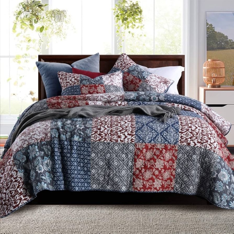 Burgundy Patchwork Blocks Quilt Set, Traditional Floral Cottagecore Idea