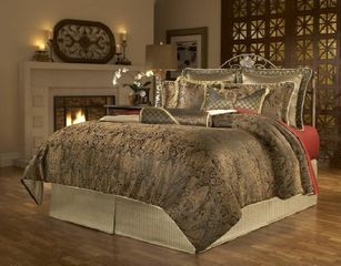Comforter Set Charcoal White Layered, Nailhead Trim