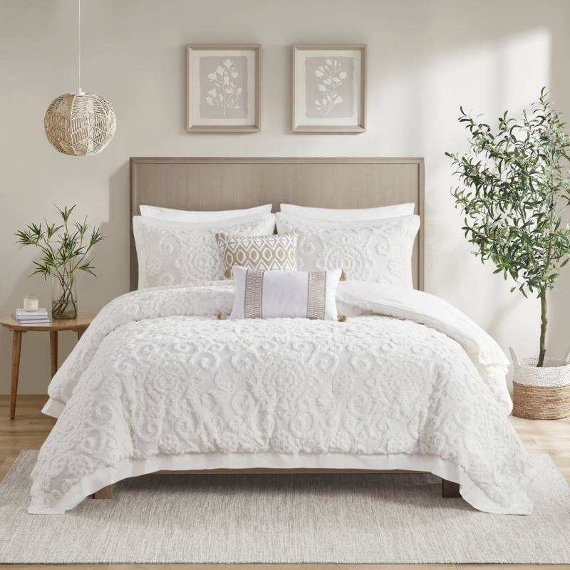 Comforter Set featuring Large Scale Navy Floral Print & Piping.
