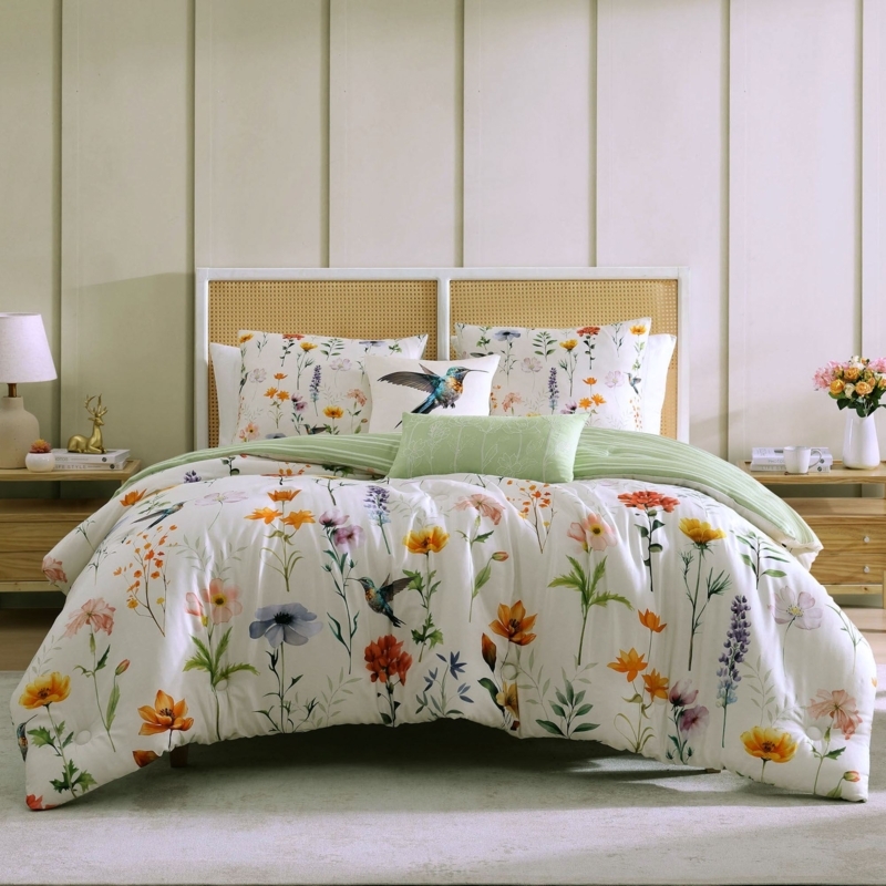 Comforter Set Floral Embroidery Scalloped Edges Cottage Style Bedroom