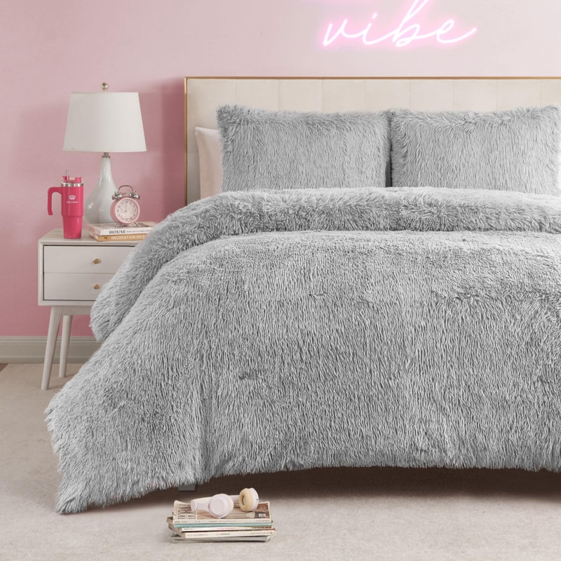 Comforter Set Grey Shaggy Faux Fur Juicy Couture Branding Glam