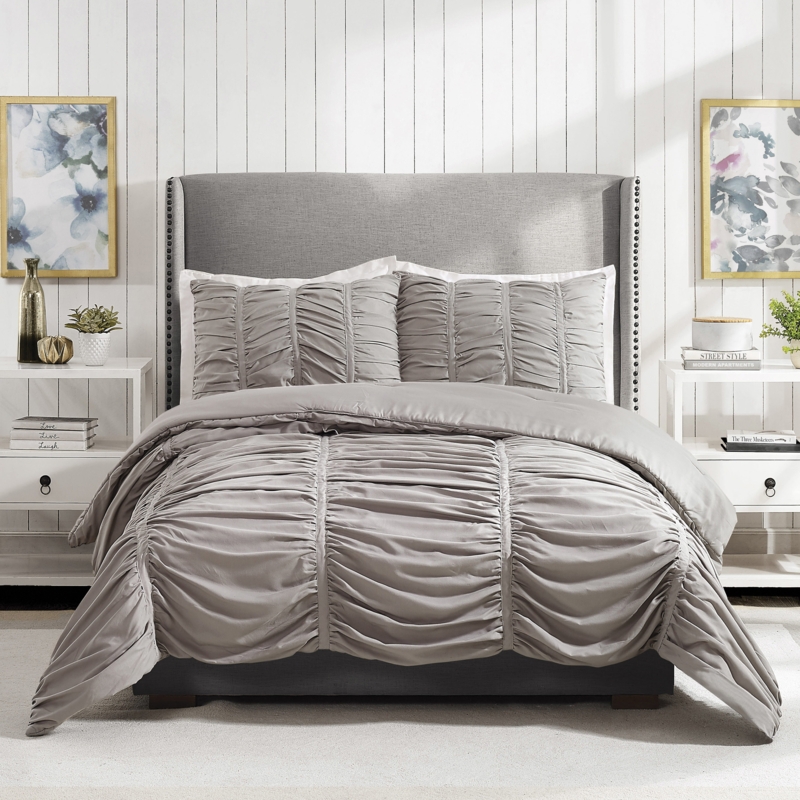 Comforter Set Light Gray Puckered Texture All-Over Quilt