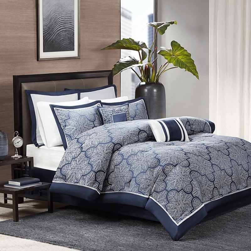 Comforter Set Transitional Style with Matching Foot Benches