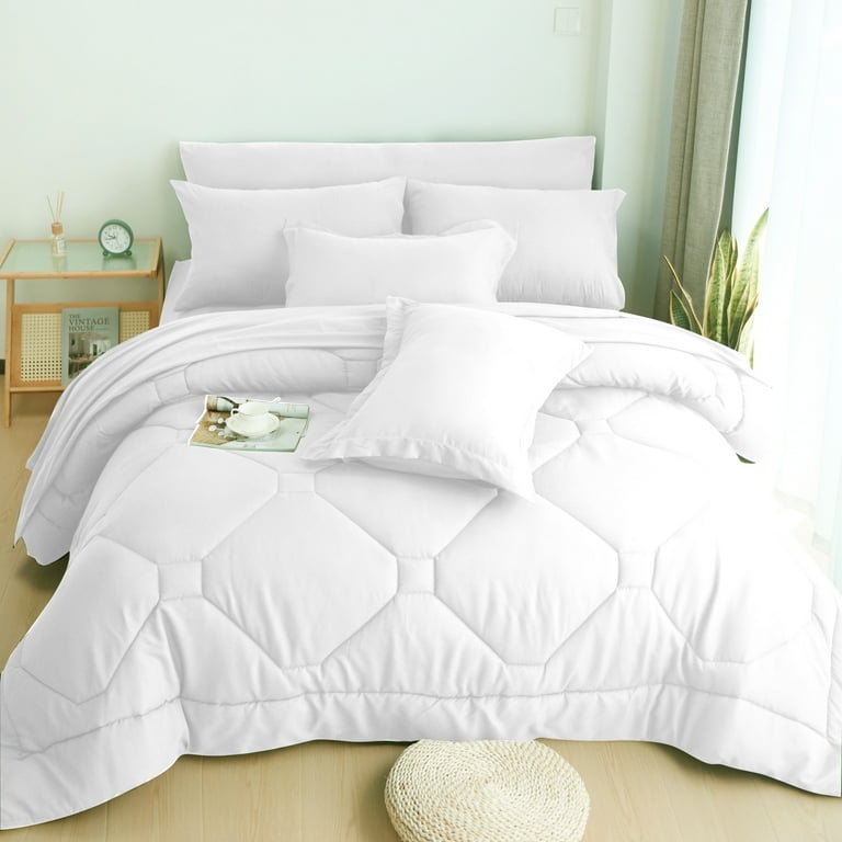 Comforter Set White Ruched Detailing Scandi Airy