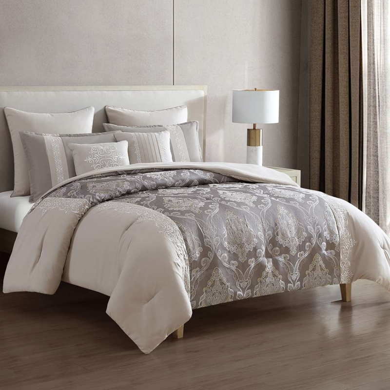 Comforter Set with Botanical Print: Botanical Print Bedding Set Ideas