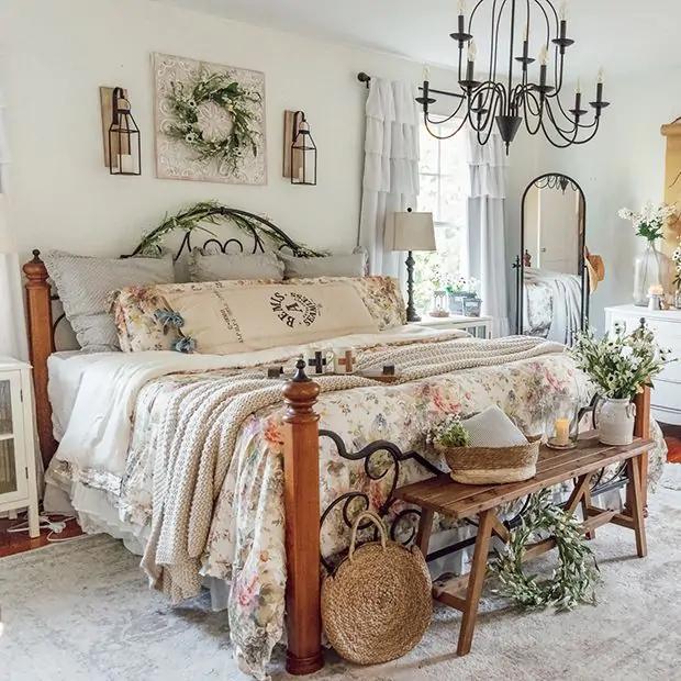 Comforter Set with Botanical Print, Cottage Floral Comforter Set