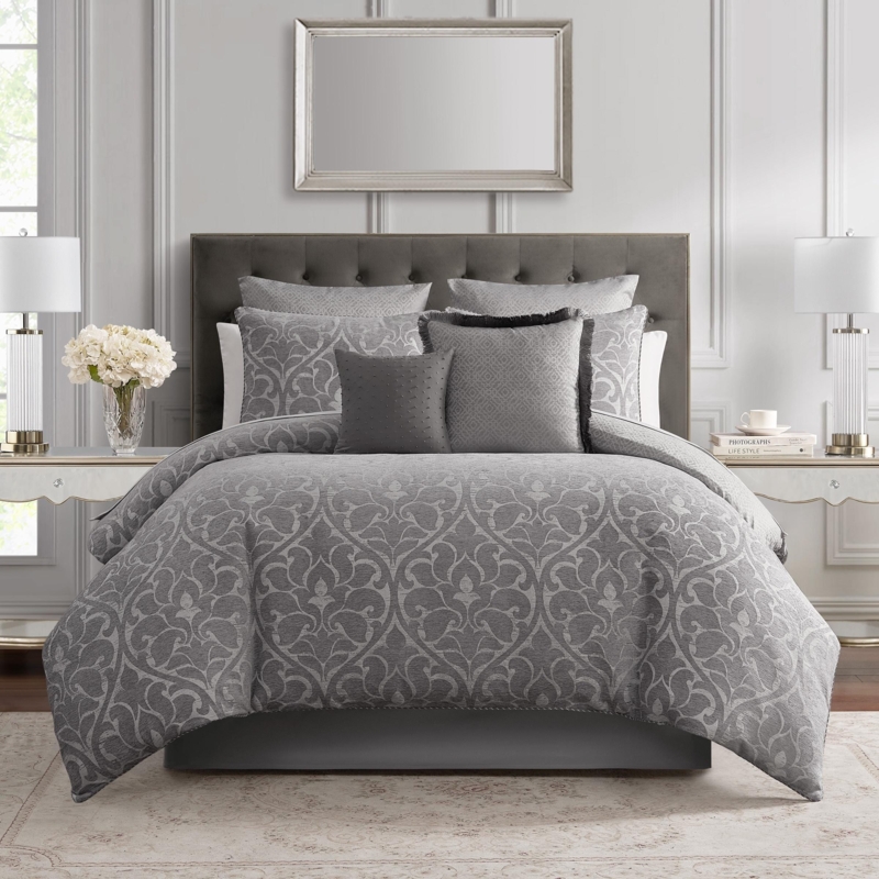 Comforter Set with Metallic Damask Weave & Shimmering Finish for Glam Decor