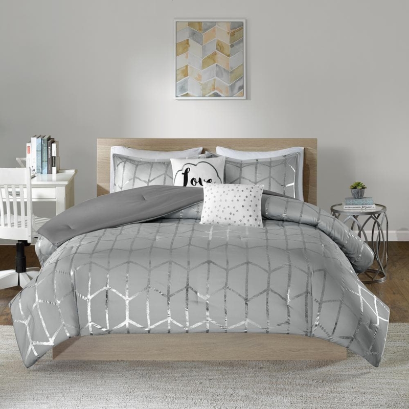 Comforter Set with Metallic Silver Geometric Print & Sequins for Modern Glam Bedroom