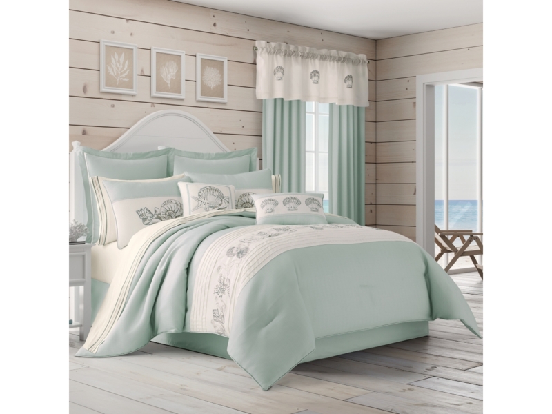 Comforter Set with Pleated Pillows for Coastal Coral Bedding.