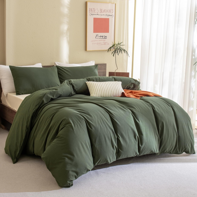 Comforter Set with Square Quilting in Olive Green for Modern Bedrooms