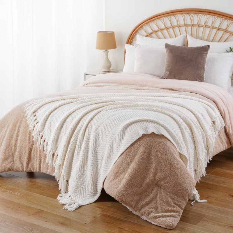 Cozy Throw Blanket with Waffle Knit and Tassel Fringe for Sofa
