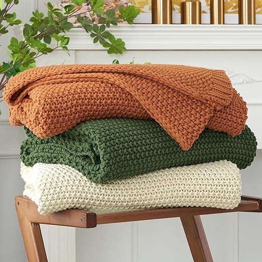 Cream Chunky Knit Throw Blanket with Oversized Cable Pattern