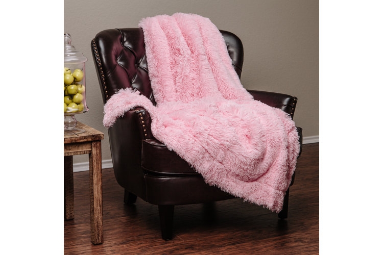 Cream Shaggy Faux Fur Throw with Long Pile Texture