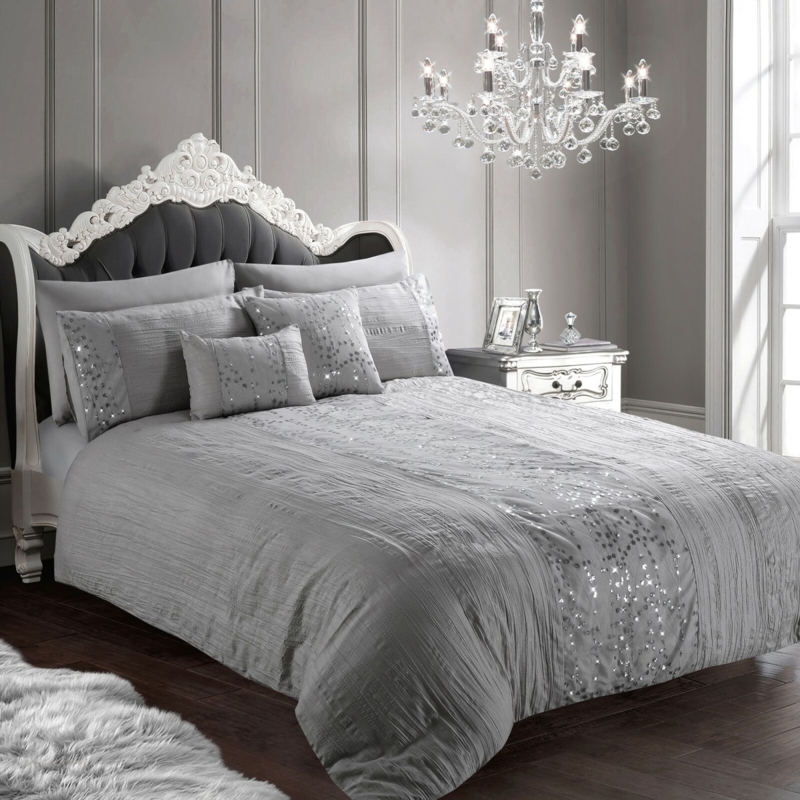 Duvet Cover Set in Pink Crinkled Fabric with Shimmering Silver Sequin Panel