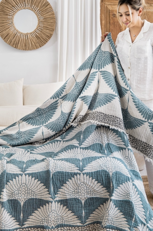 Earthy Tone Woven Throw Blanket with Waffle Knit Texture & Tasseled Fringe