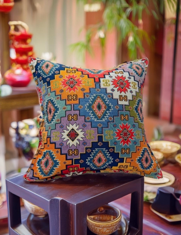 Folk Art Floral Embroidered Throw Pillow, Cream Linen-Like, Bohemian Style