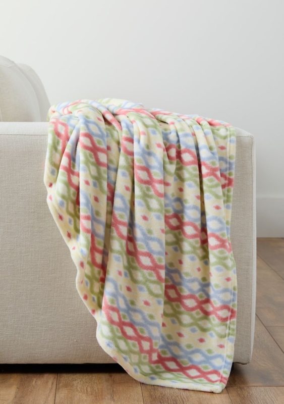 Gray and White Ikat Lattice Pattern Throw, Plush Texture