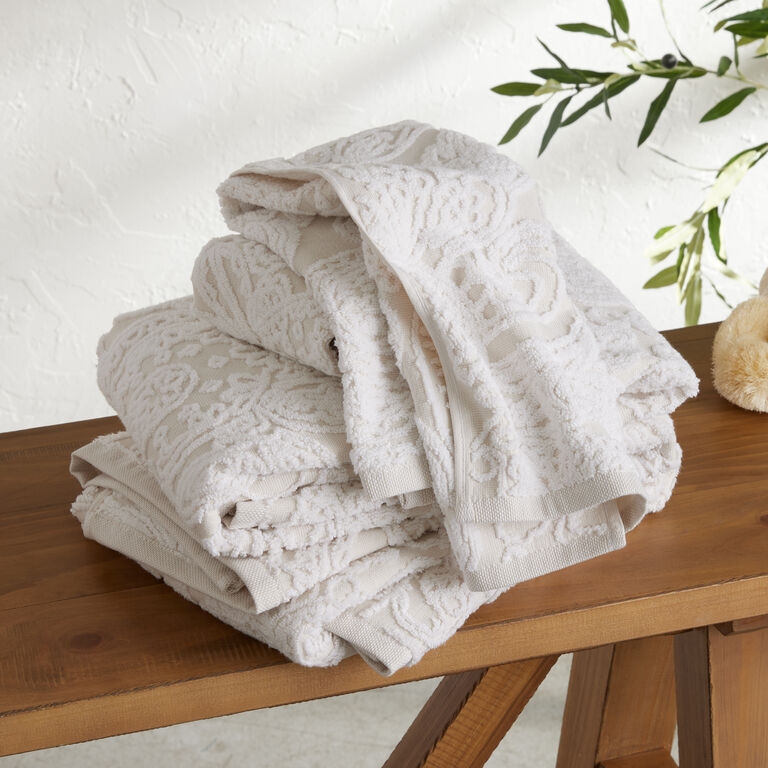Hand Towel Sculpted Paisley Pattern High-Low Pile, Textured Bathroom Decor