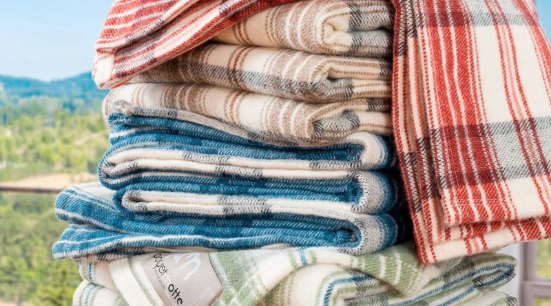 Heavyweight Wool Blend Blanket Stack, Whipstitch Edges