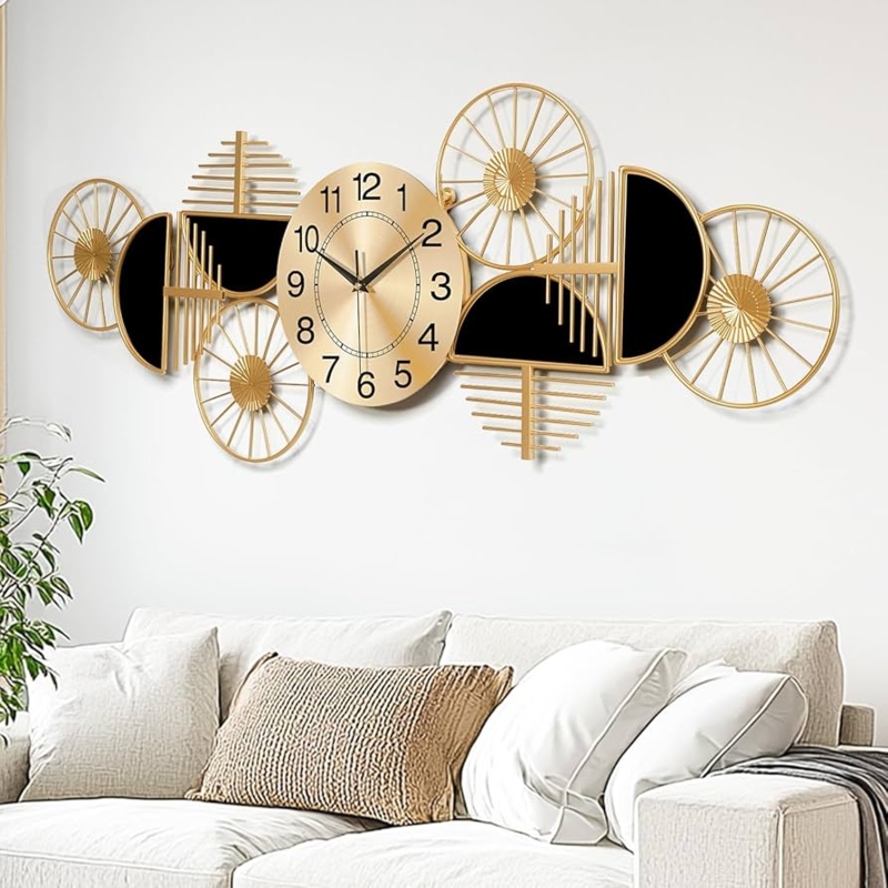 Horizontal Metal Wall Clock in Modern Glam Style with Brushed Gold