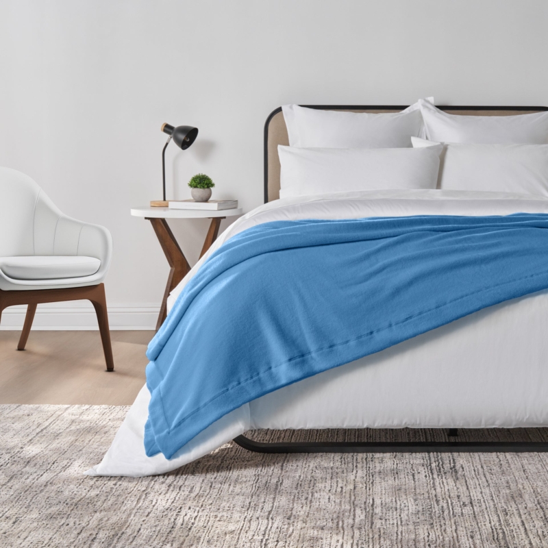 Ice Blue Plush Fleece Throw Blanket, Hemmed Edges, Soft Hotel Style (65 chars)