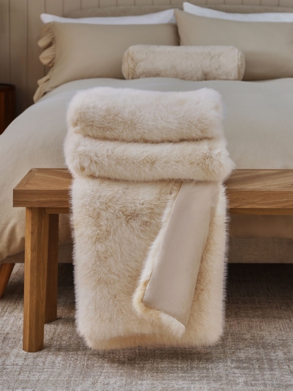 Ivory Faux Fur Throw Blanket with Wavy High Pile and Plush Surface