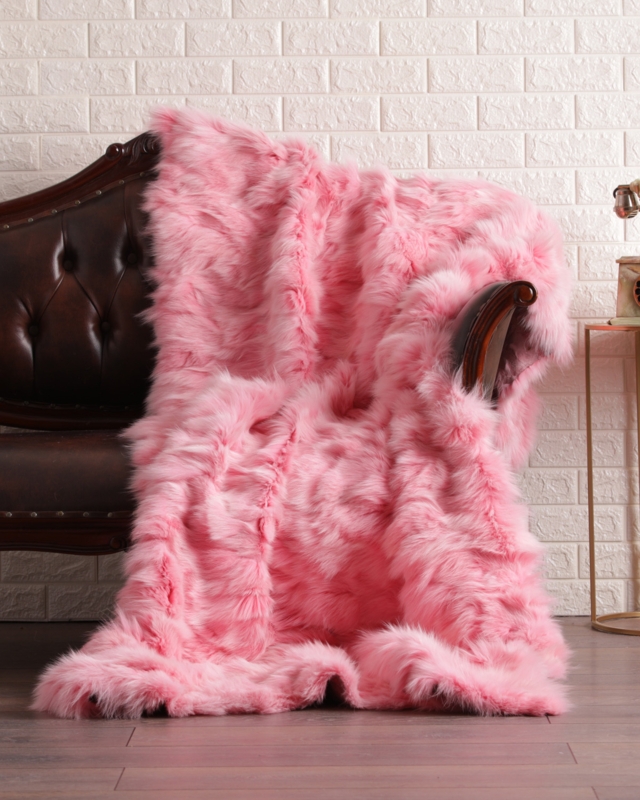 Long-Pile Fur Throw Blanket, Blush Pink. Luxury Blush Pink Fur Throw