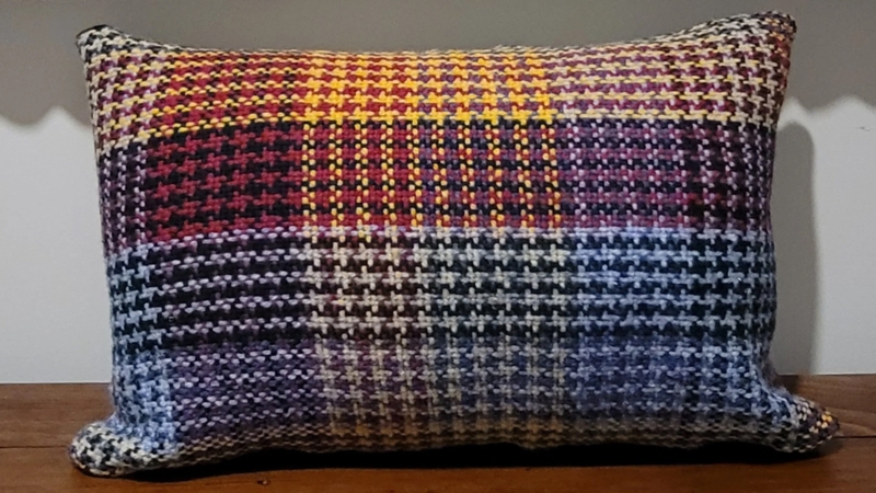 Lumbar Pillow Multicolor Woven Textile Vibrant Textile Sofa Decor