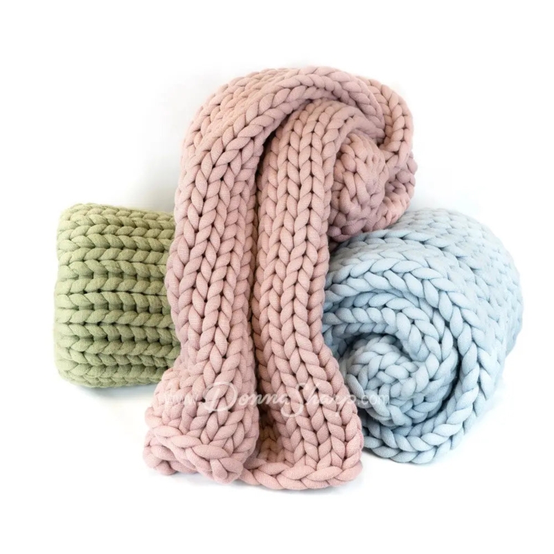 Mauve Chunky Knit Throw Blanket, Oversized Knit Decor