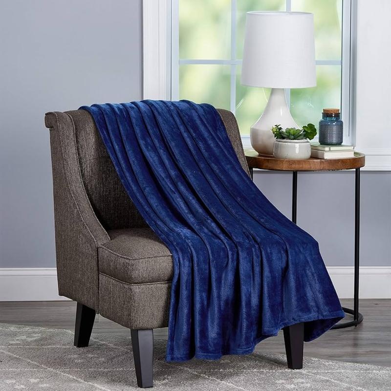 Midnight Blue Microfiber Velvet Throw Blanket with Soft Sheen
