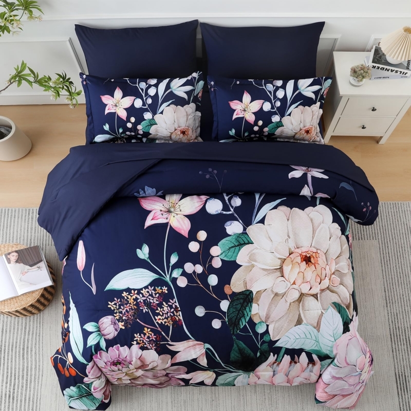 Modern Botanical Large Scale Floral Comforter Set
