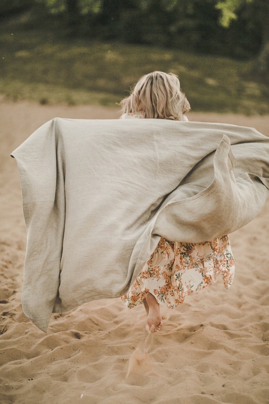 Natural Linen-Like Throw Blanket with Slub Texture and Fringe
