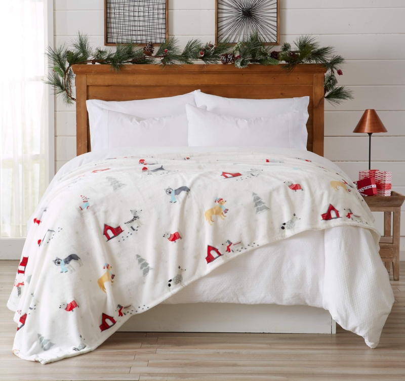 Navy Blue Plush Throw Blanket with Festive Reindeer Motif