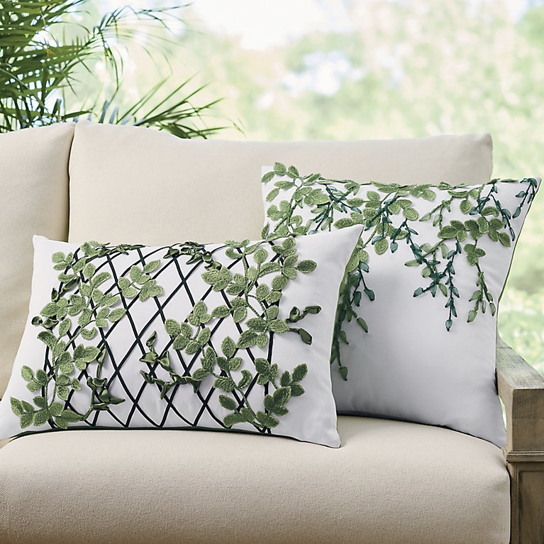 Outdoor Pillow White Dimensional Ivy Applique Botanical Garden Decor