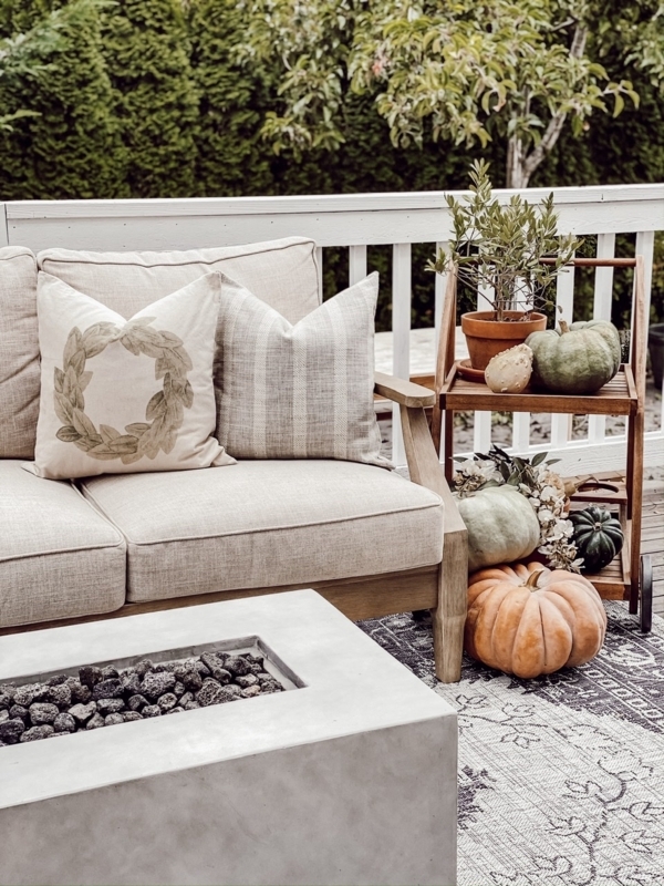 Outdoor Sectional with Natural Wood Frame and Farmhouse Style
