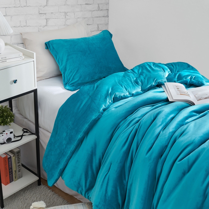 Oversized Comforter Set, Tahitian Teal, Ultra-Plush Shaggy Texture