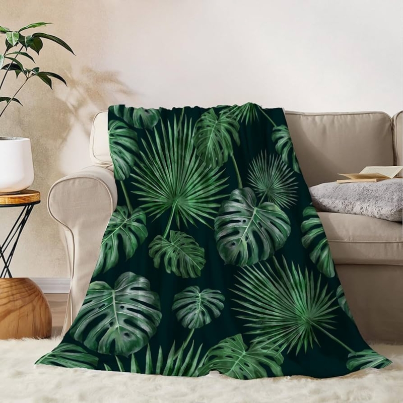 Plush Throw Blanket with Oversized Green Monstera Pattern