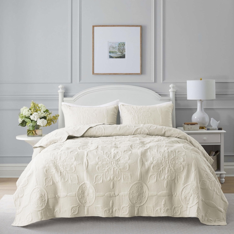 Quilt Set Damask Jacquard Weave Vintage Ivory Ornate Floral Bedspread