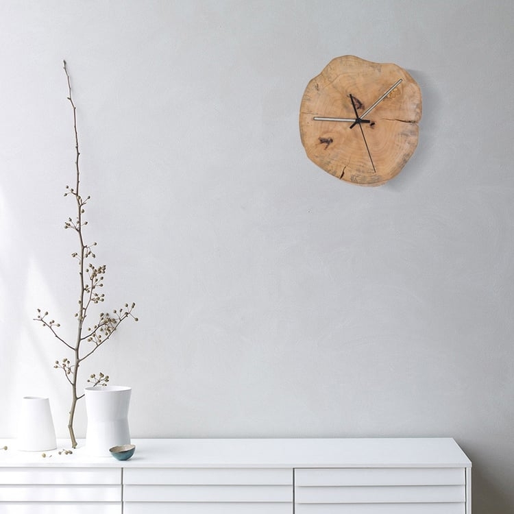 Rustic Cottage Wall Clock with Organic Tree Stump Shape