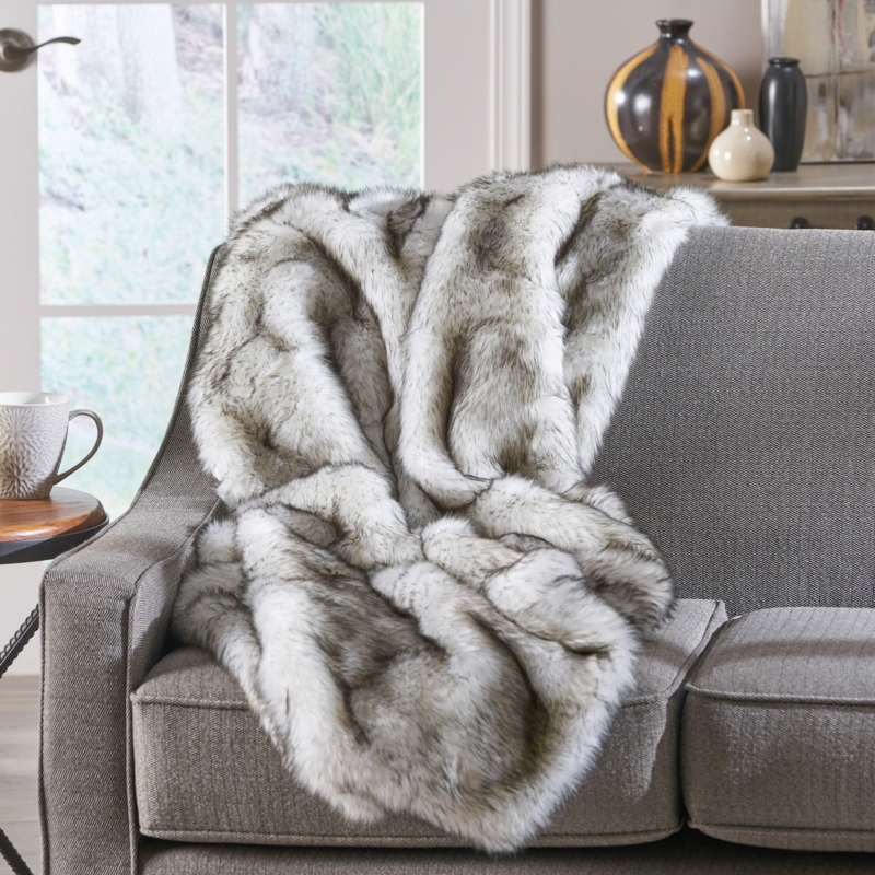 Shaggy Gray and White Blanket with Long Wispy Faux Fur Fibers