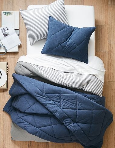 Teen Percale Throw Blankets | Pottery Barn Teen