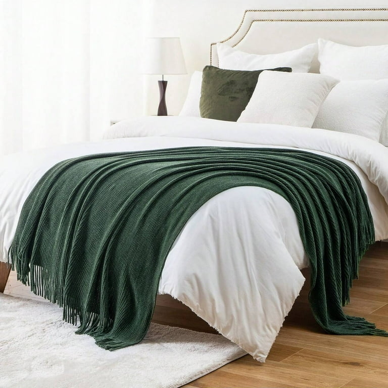 Throw Blanket Dark Green Chenille Chunky Cable Knit Tassels Cozy