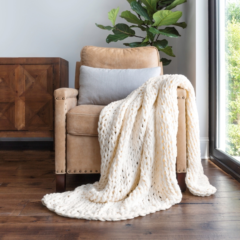 Throw Blanket Ivory Oversized Yarn Braided Weave Chunky Knit