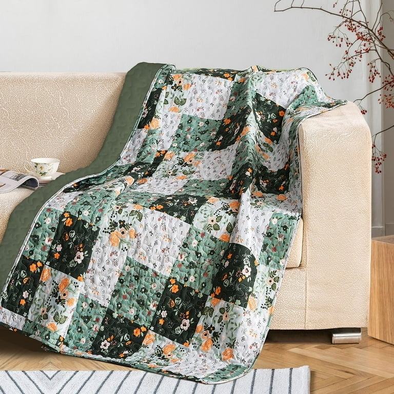 Throw Blanket Sage Green Patchwork Scalloped Edge Cottagecore