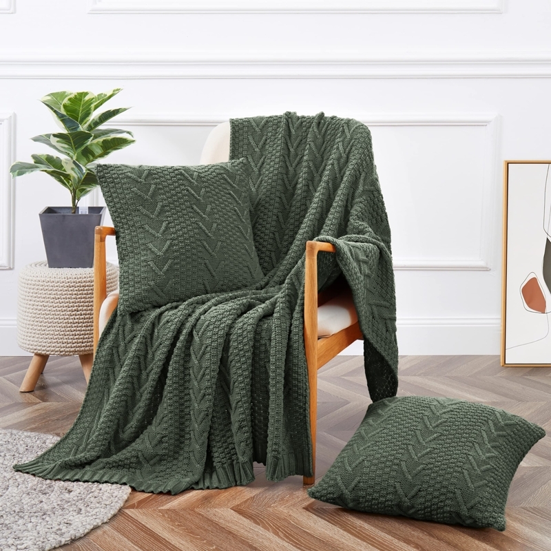 Throw Blanket Set Grayish Green Chunky Cable Knit Tasseled Pillows
