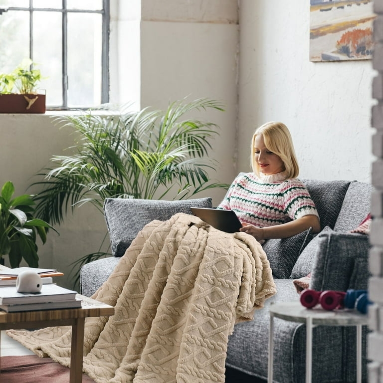 Throw Blanket, Vibrant Blue Ribbed Fleece for Modern Living Rooms
