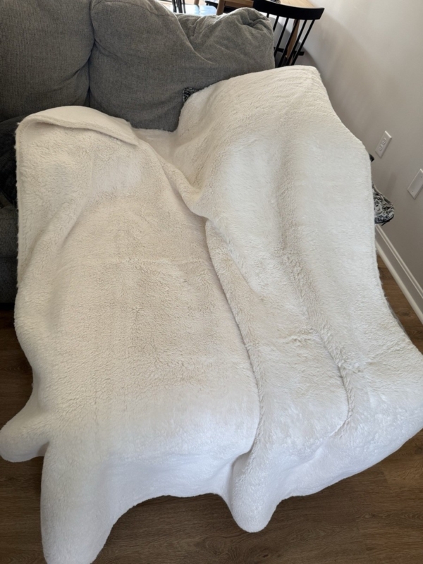 Throw Blanket White Faux Fur High-Pile Shag, Glam Contemporary Style