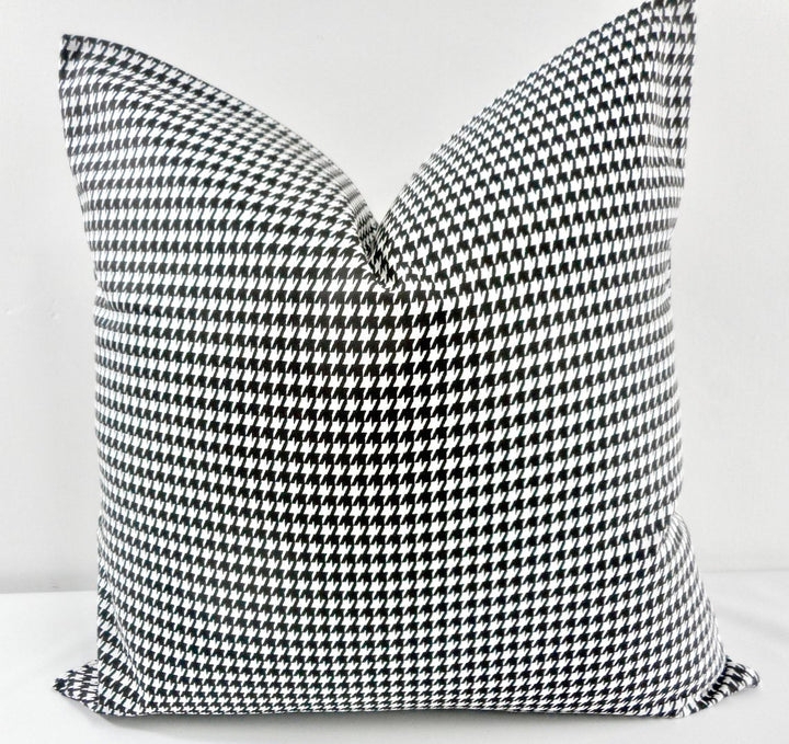 Throw Pillow Black White Woven Miniature Scale Mini Houndstooth Cover