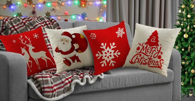 Throw Pillow Cover: Buffalo Plaid, Holiday Motifs Set of 4