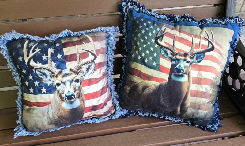 Throw Pillow Distressed Americana Wildlife Motif Lodge